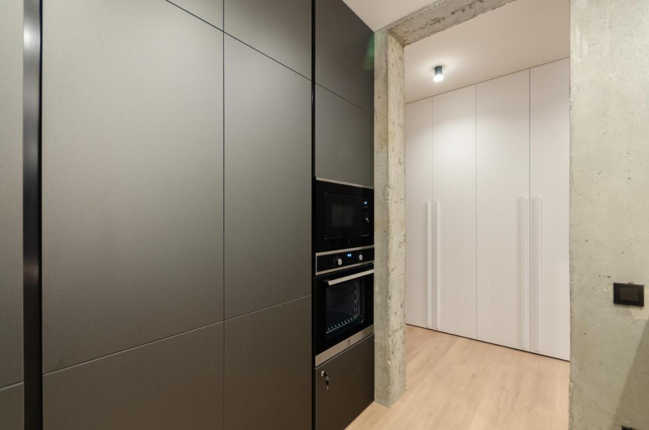 Petrovdom 12-95 Loft Apartments At Rc Kvartet, 16Г Vasyl Lypkivskyi Street Kiev Exterior foto
