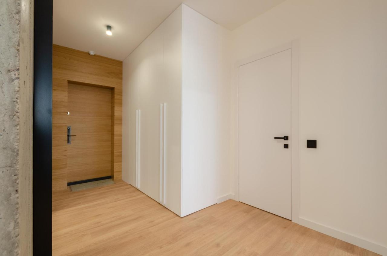 Petrovdom 12-95 Loft Apartments At Rc Kvartet, 16Г Vasyl Lypkivskyi Street Kiev Exterior foto
